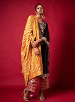 Load image into Gallery viewer, Wine Velvet Kurta Set