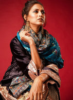 Load image into Gallery viewer, Cherry Red Velvet Kurta Set