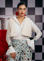 Load image into Gallery viewer, CREAM FAUX FUR SLEEVELESS REVERSIBLE WAISTCOAT