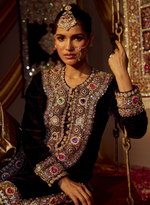 Load image into Gallery viewer, Purple Velvet Kurta Set