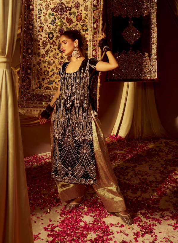 Black Embellished Velvet Kurta Set