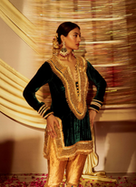 Load image into Gallery viewer, Dark Green &amp; Gold Embellished Kurta Set
