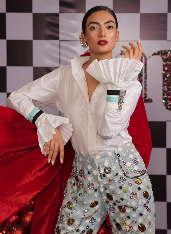 WHITE ZIPPER WATCH SHIRT PAIRED WITH CROPPED DENIM BEJEWELLED JEANS