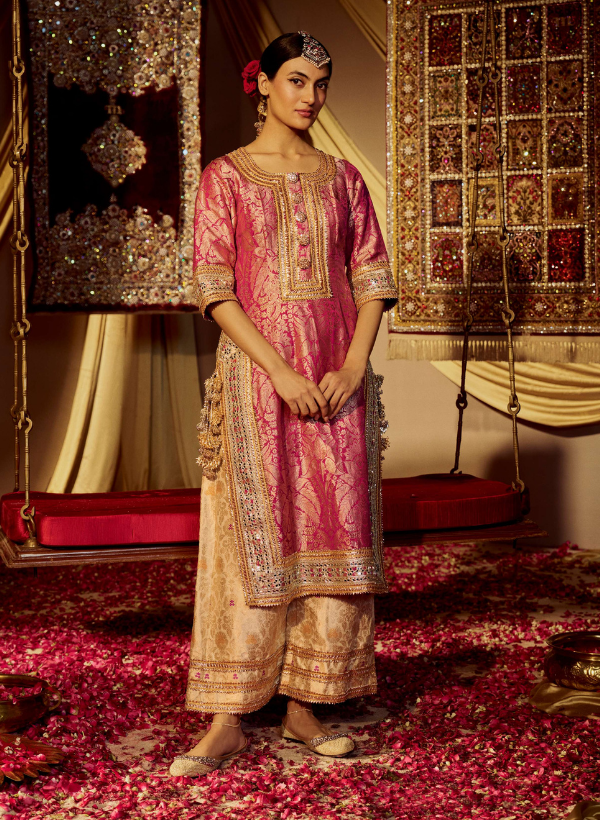 Pink Banarasi Kurta Set With Mirror & Gota Work