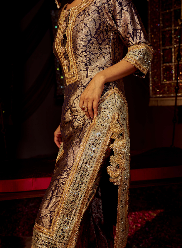 Blue Banarasi Kurta Set With Mirror & Gota Work