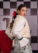 Load image into Gallery viewer, CREAM FAUX FUR SLEEVELESS REVERSIBLE WAISTCOAT