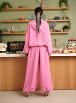 Load image into Gallery viewer, FLORAL APPLIQUÉD PINK ZIPPER TRACKSUIT