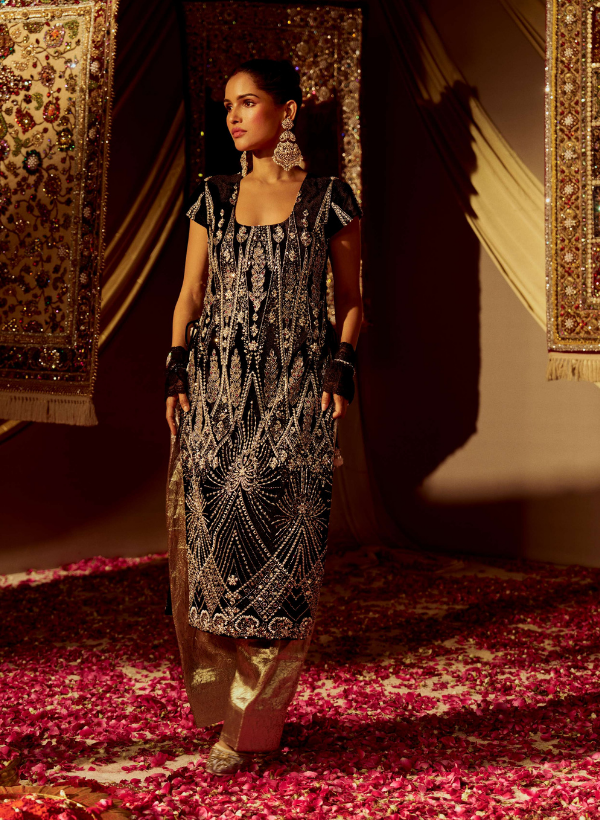 Black Embellished Velvet Kurta Set