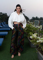Load image into Gallery viewer, WHITE SHIRT PAIRED WITH BLACK BANDHANI HAREM PANTS